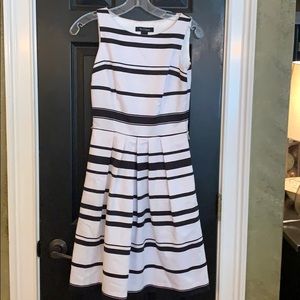 White House Black Market dress 00 *